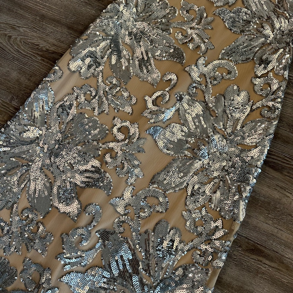 NWT Badgley Mischka Silver and Cream Formal Dress - Picture 11 of 16